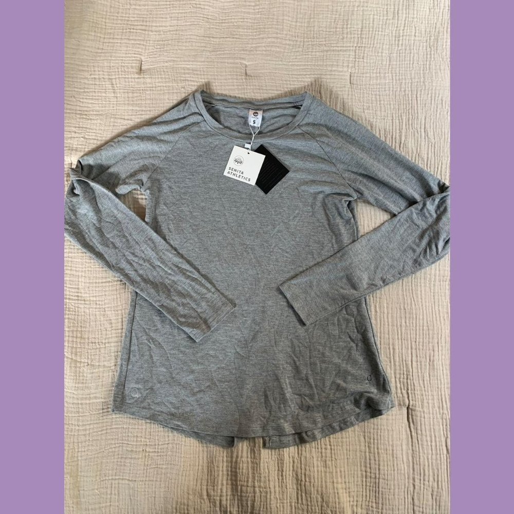 Senita Athletics longsleeve split back top in heathered grey, size small